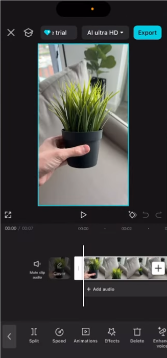 Beskär videoklipp i CapCut