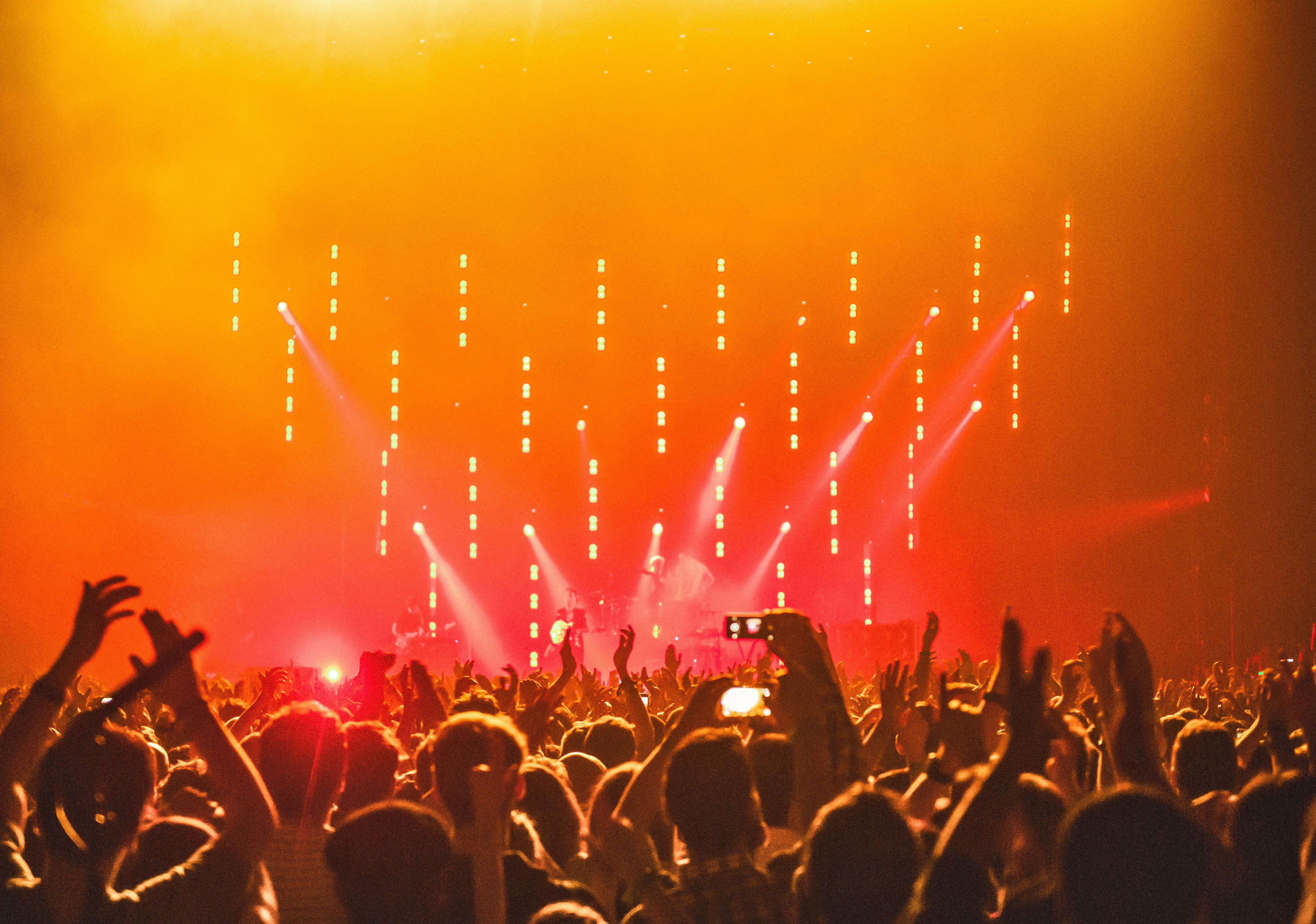 Useful tips to choose the right music for your images