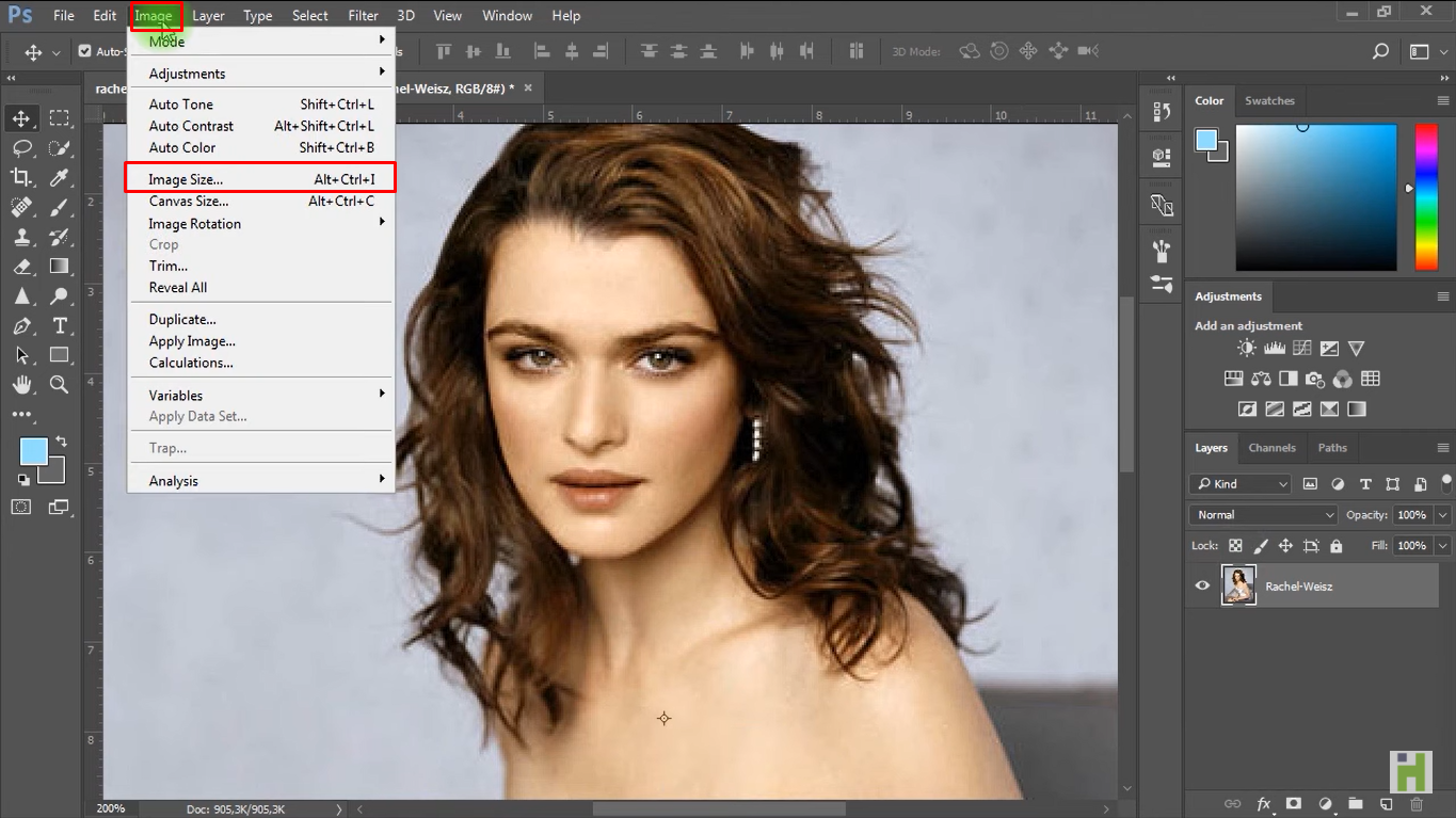 Accede al cuadro de diálogo Tamaño de imagen en Photoshop