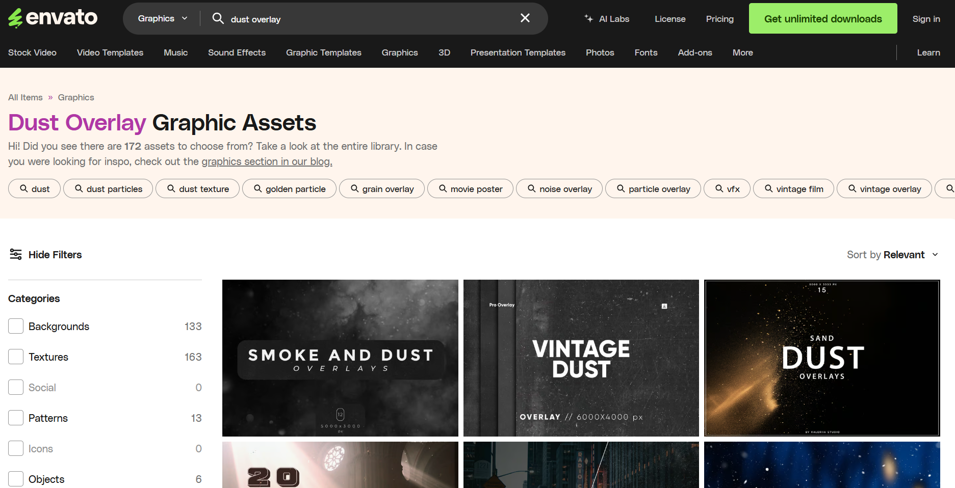 Envato Elementsで高品質なフィルムダストオーバーレイの幅広いコレクションにアクセスしてください。