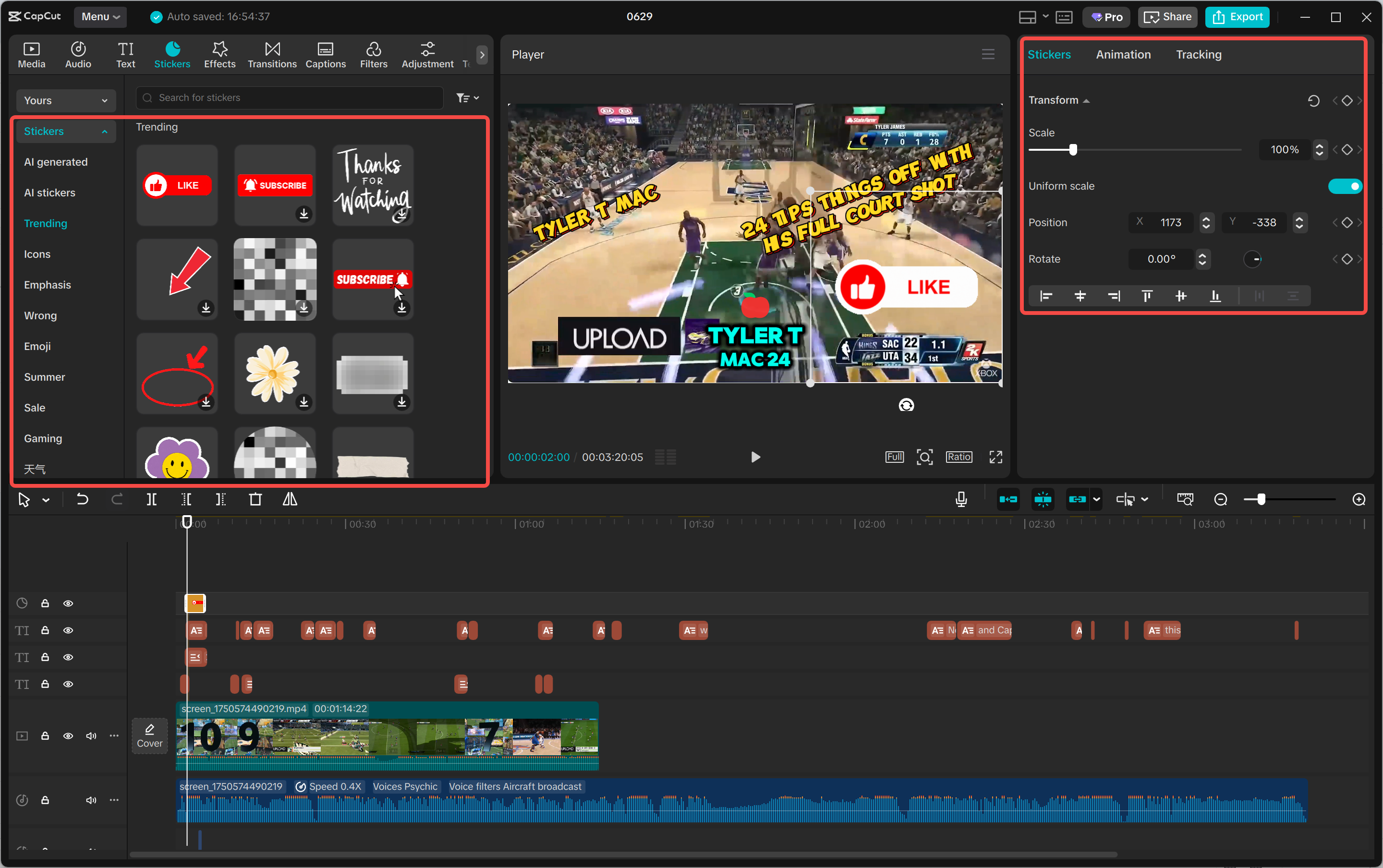 Interfaz de edición de video de CapCut con stickers de cumpleaños