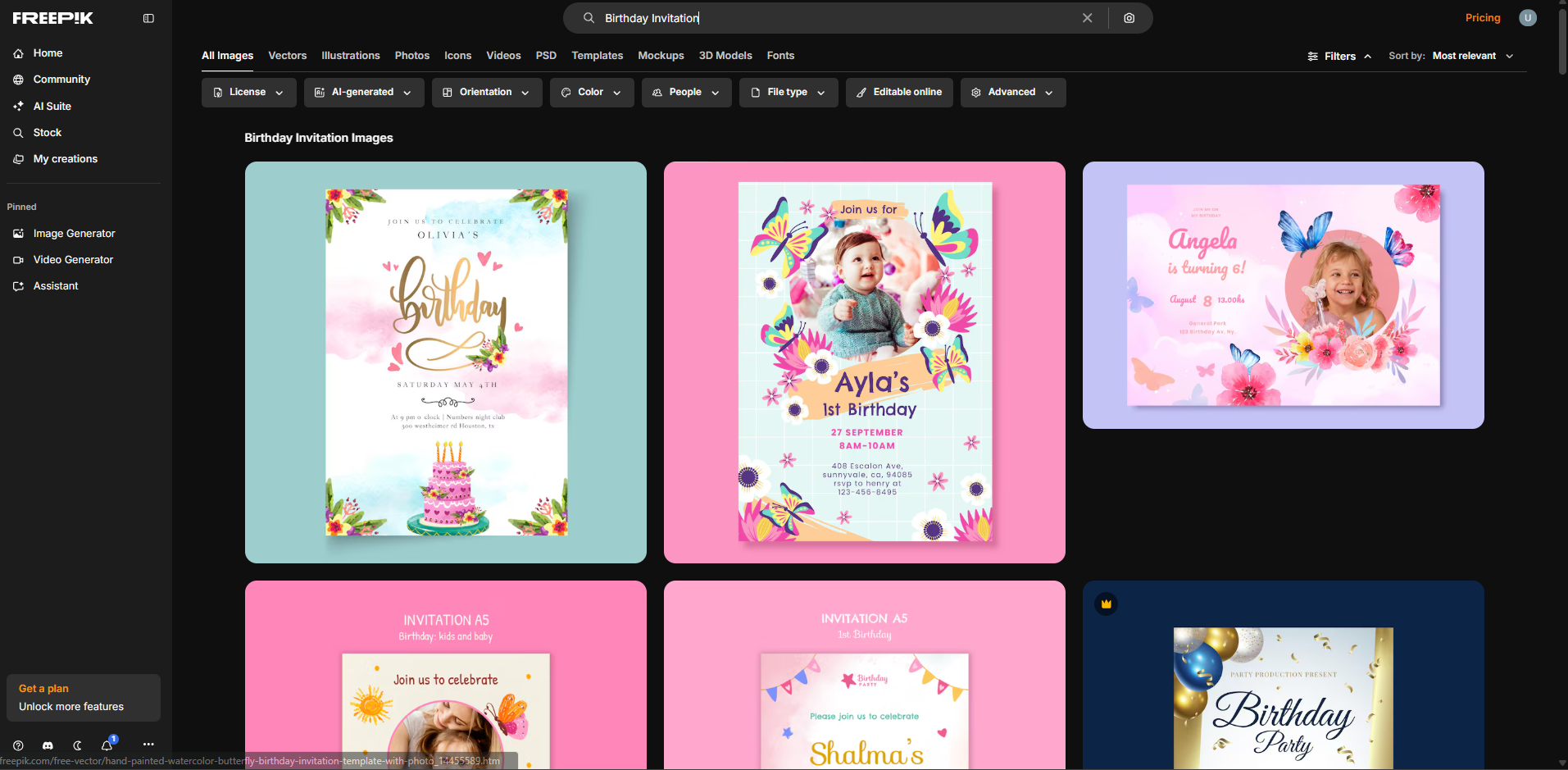 Interfaz de Freepik: un recurso gratuito para fondos de invitaciones de cumpleaños