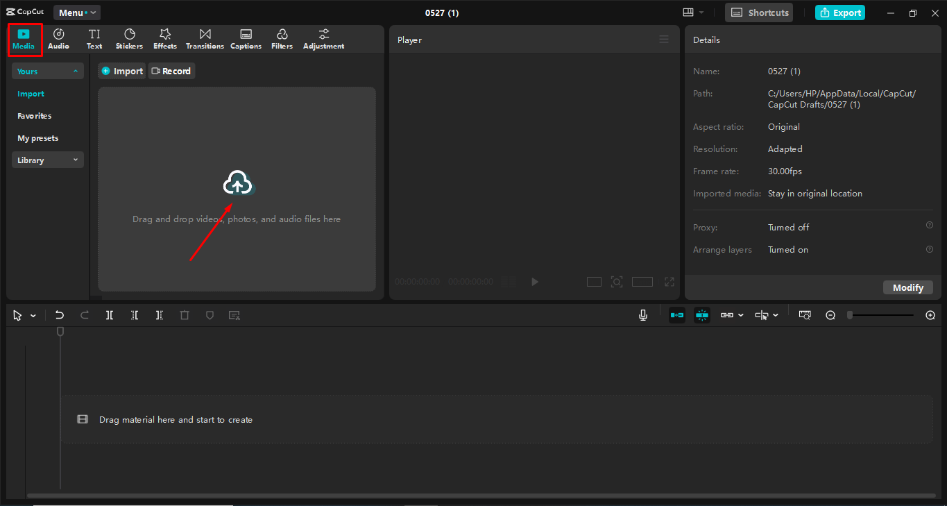 Caricare un'immagine nell' CapCut editor video desktop