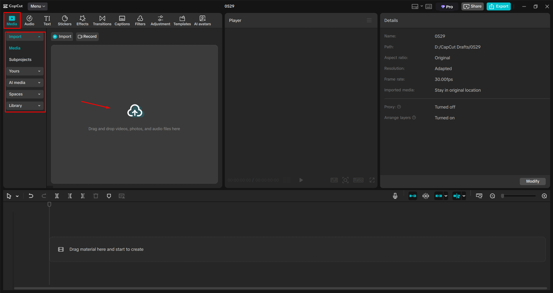 Mengimpor gambar ke dalam CapCut editor video desktop