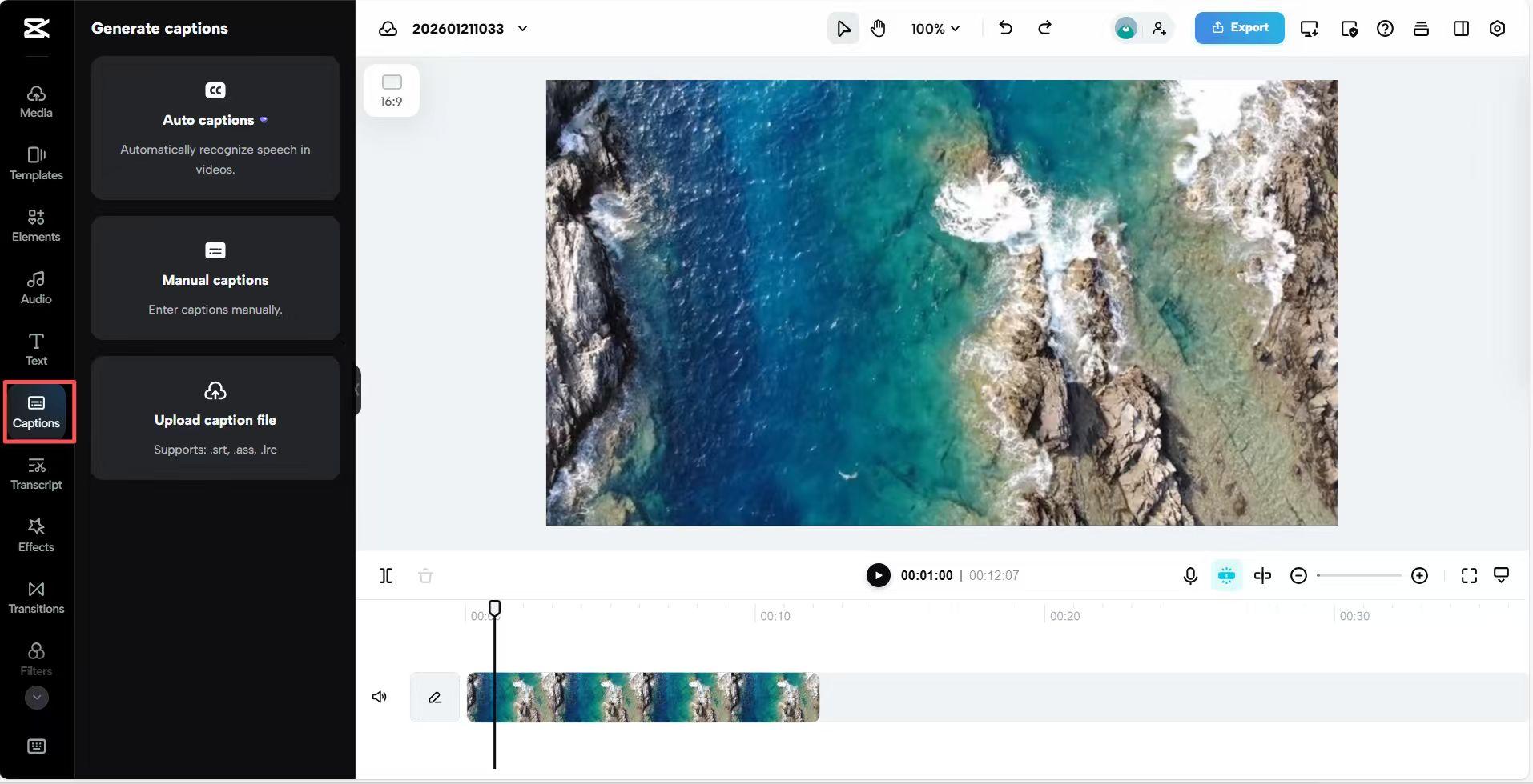 Tocca "didascalie" nella barra degli strumenti sinistra su CapCut Web