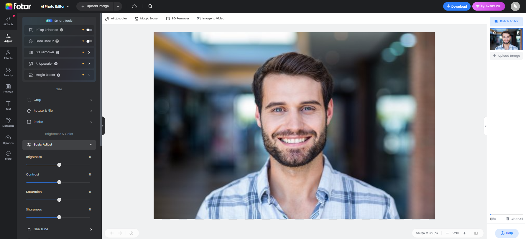 Modifica dell'immagine con l'editor fotografico online Fotor