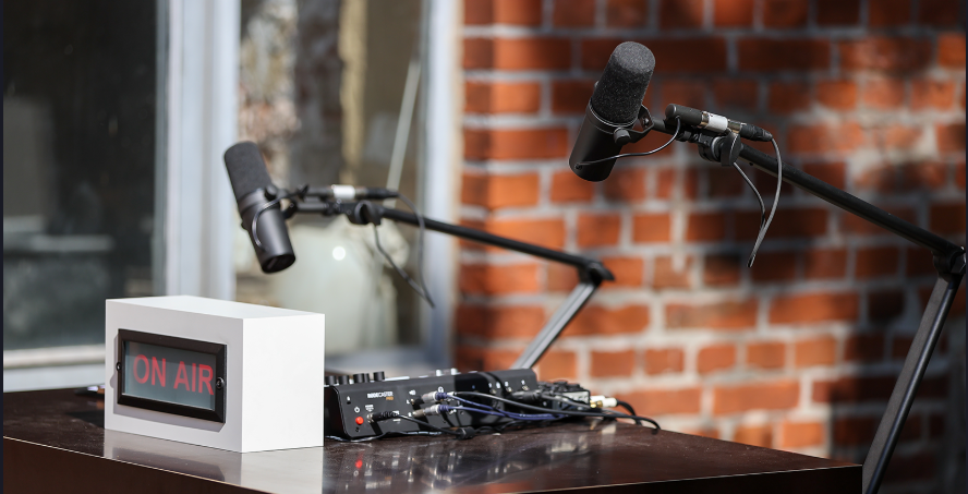 Gambar yang menunjukkan jenis konten video bentuk pendek melalui podcast
