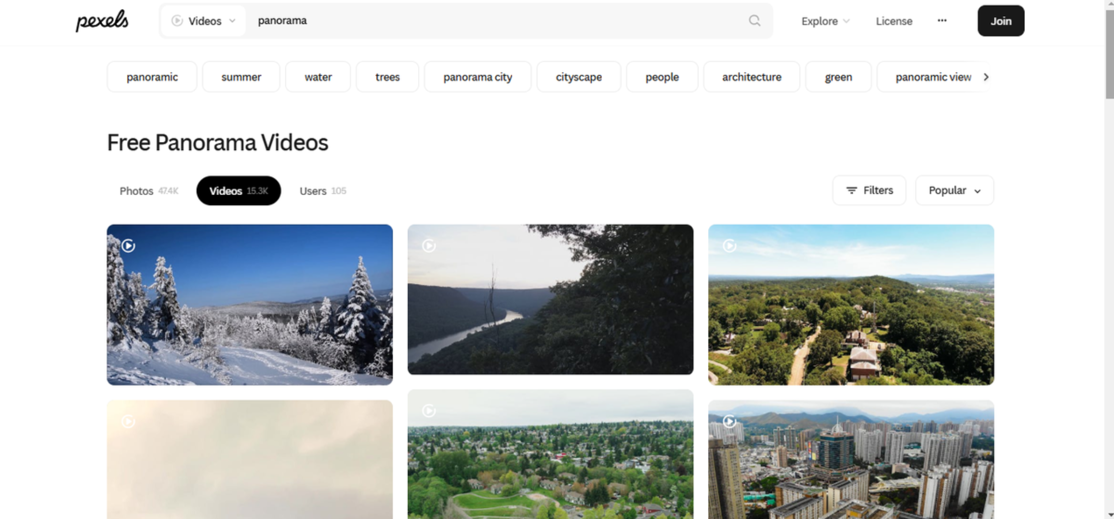 Interface Pexels avec résultats de recherche vidéo panoramique