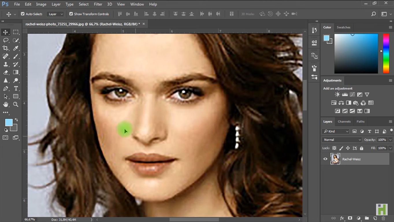 Abra la imagen en Photoshop para ajustar las dimensiones