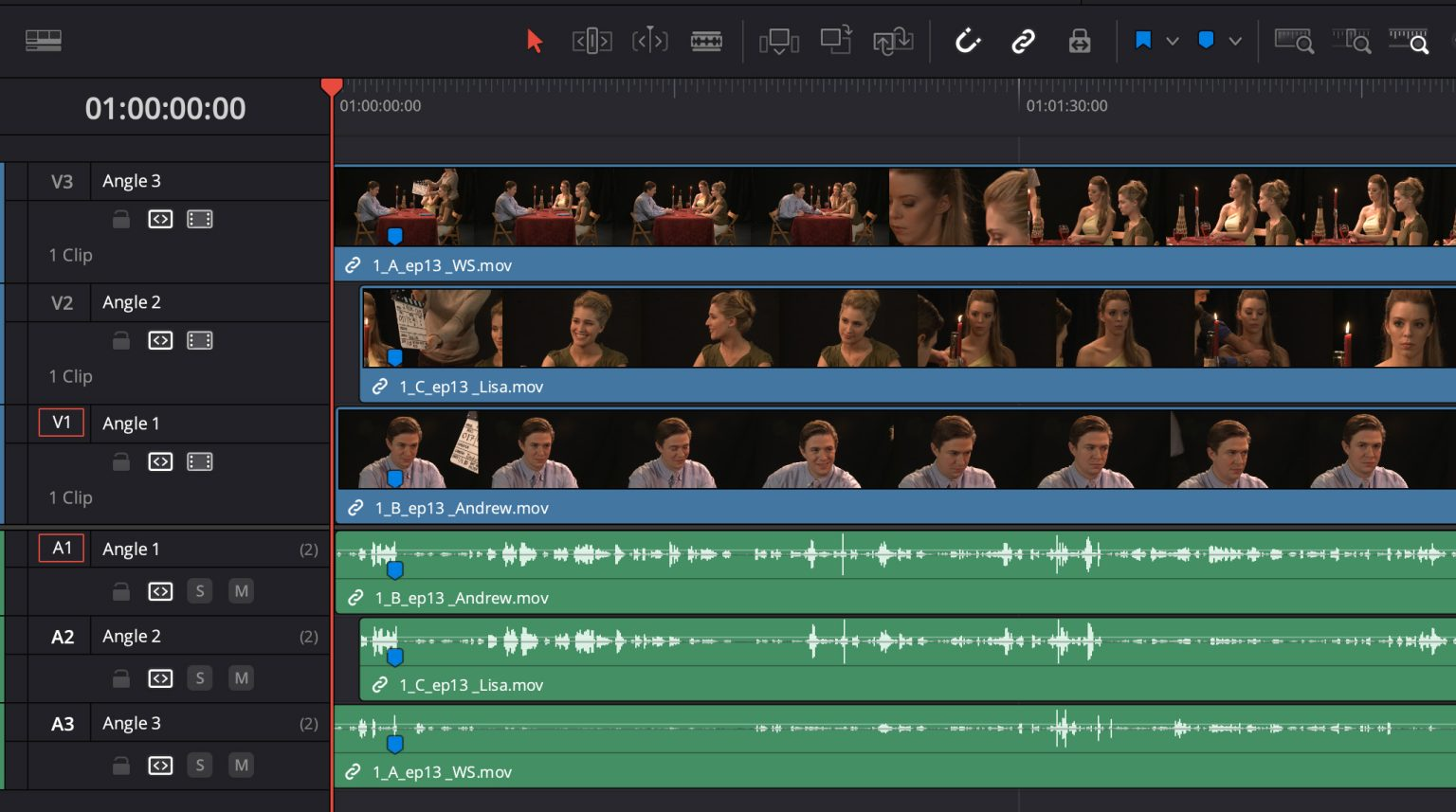 Media Pool nhiều clip về dòng thời gian