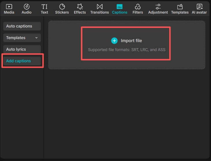 Tocca "Aggiungi didascalie" e "Importa file" nel menu in alto sul CapCut desktop