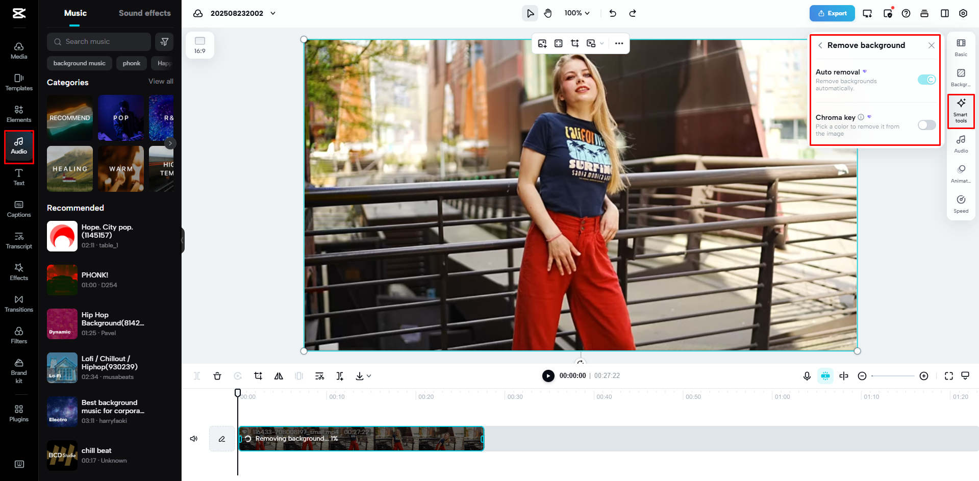 Menghapus objek yang mengganggu dari sebuah video dengan CapCut Web