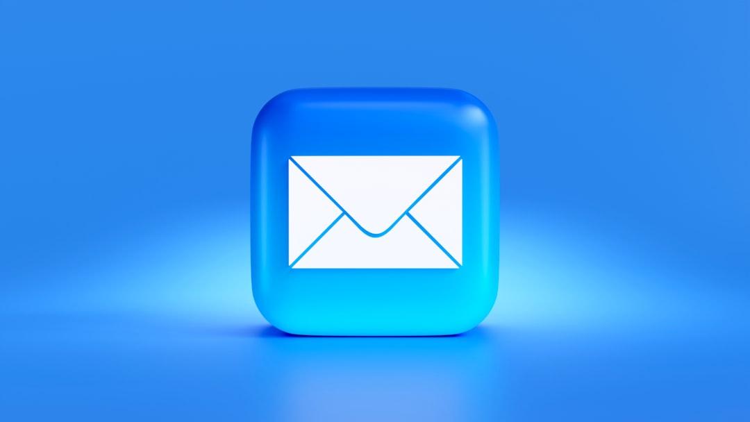 An illustration of an email inbox with an out-of-office notification.