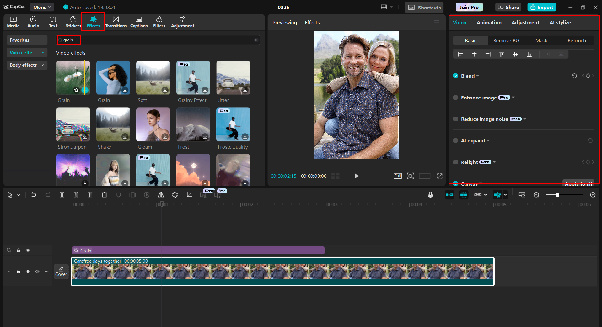 Interface de l' CapCut éditeur vidéo de bureau ajoutant un effet de grain à la vidéo